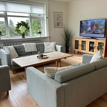 Charming Villa, Close To The Sea Fåborg
